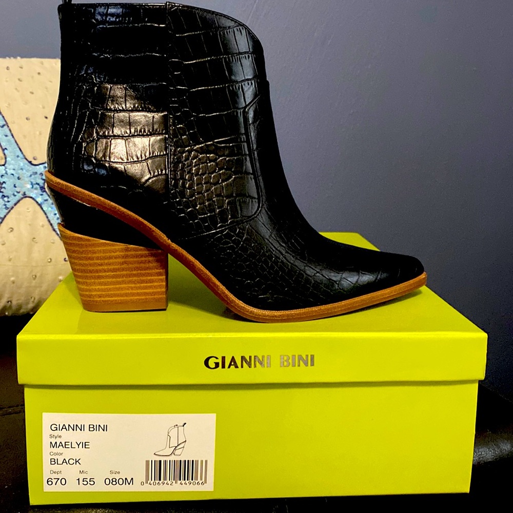 Gianni Bini Western style Bootie. Brand New in box